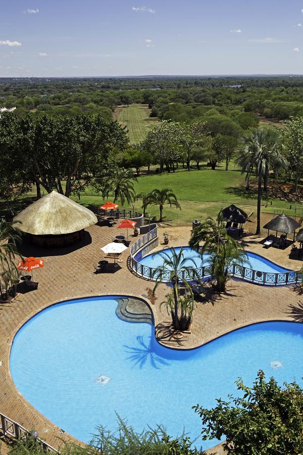 Elephant Hills Resort Victoria Falls Exterior foto